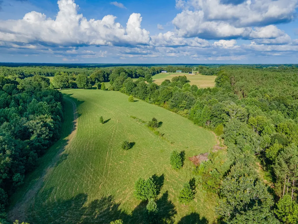9533 Buttermilk Ridge Road Lawrenceburg TN 38464