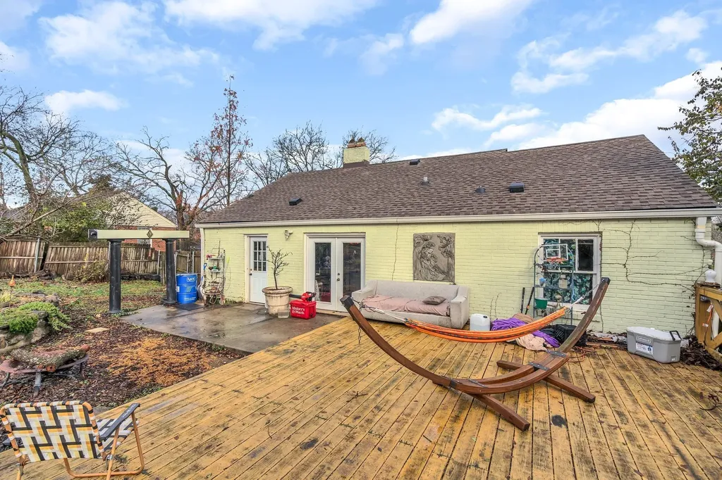 118 East Due West Avenue Madison TN 37115