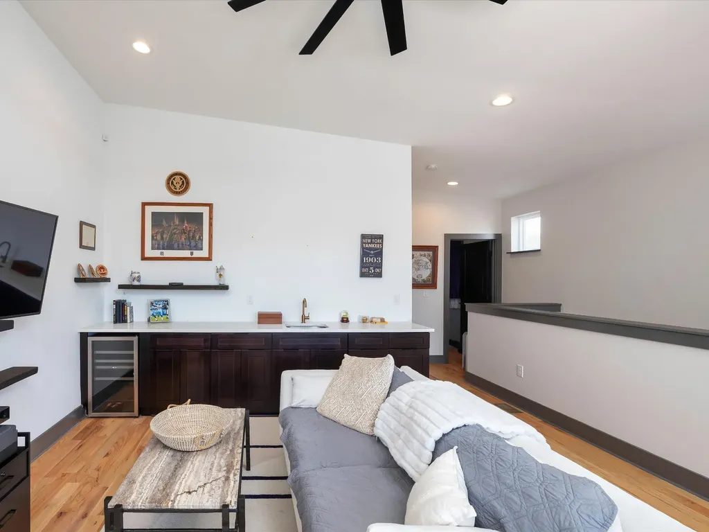 809 Sylvan Street Nashville TN 37206