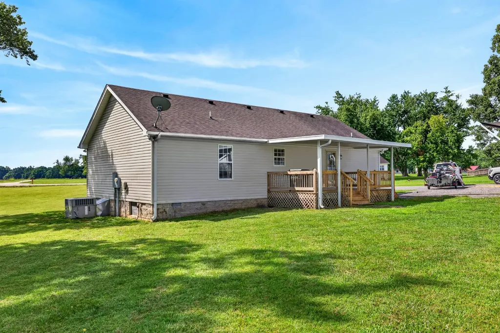 783 Galen Road Lafayette TN 37083