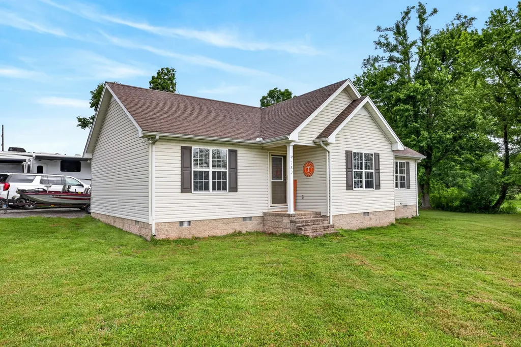 783 Galen Road Lafayette TN 37083