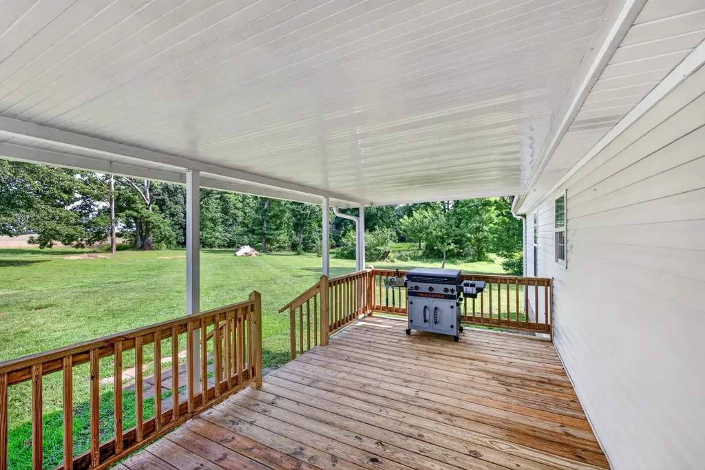 783 Galen Road Lafayette TN 37083