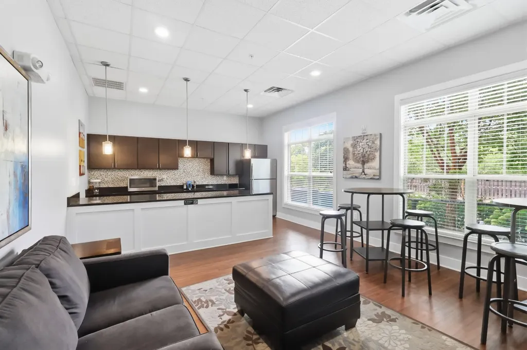 2197 Nolensville Pike Nashville TN 37211