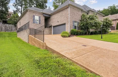 166 Cobbler Circle Hendersonville TN 37075