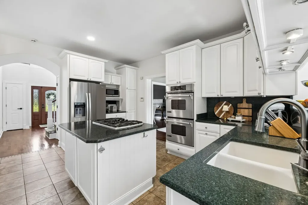 5008 Highpoint Road Pleasant View TN 37146