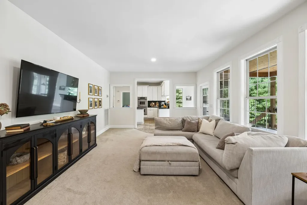 5008 Highpoint Road Pleasant View TN 37146