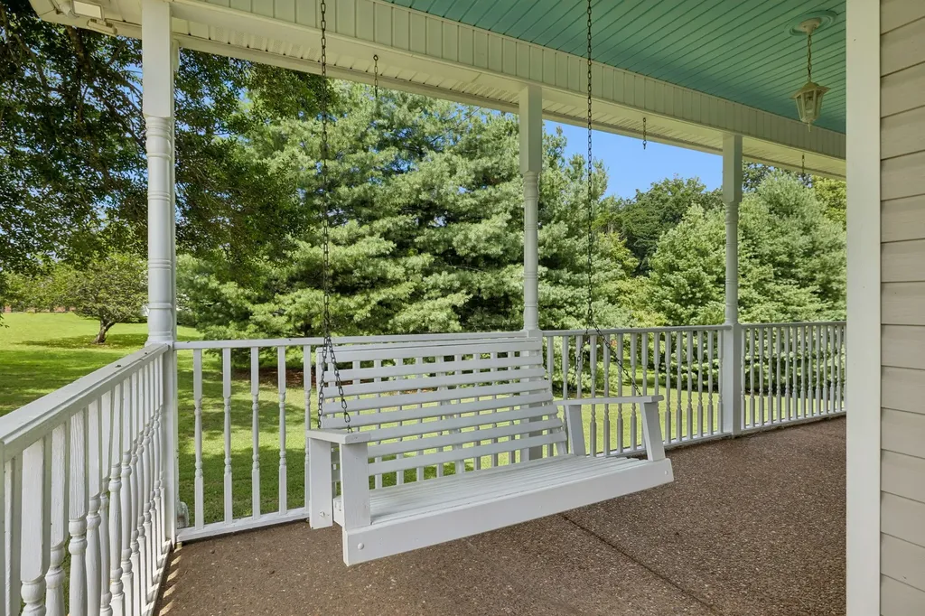 5008 Highpoint Road Pleasant View TN 37146