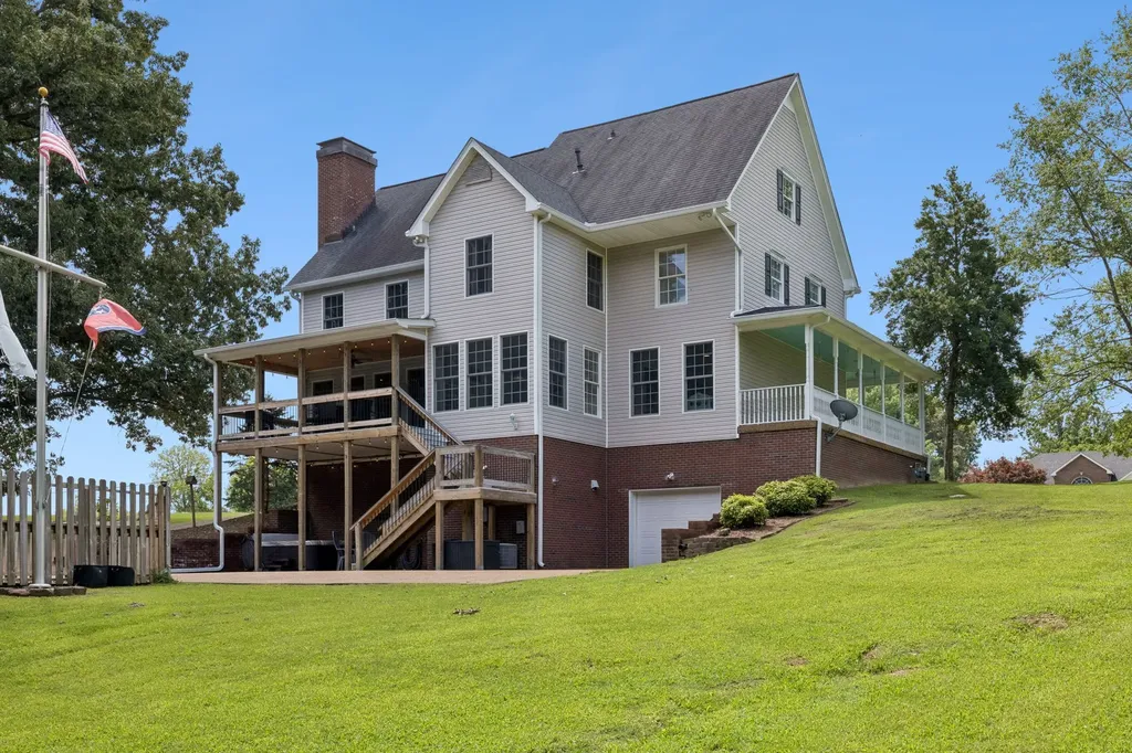 5008 Highpoint Road Pleasant View TN 37146