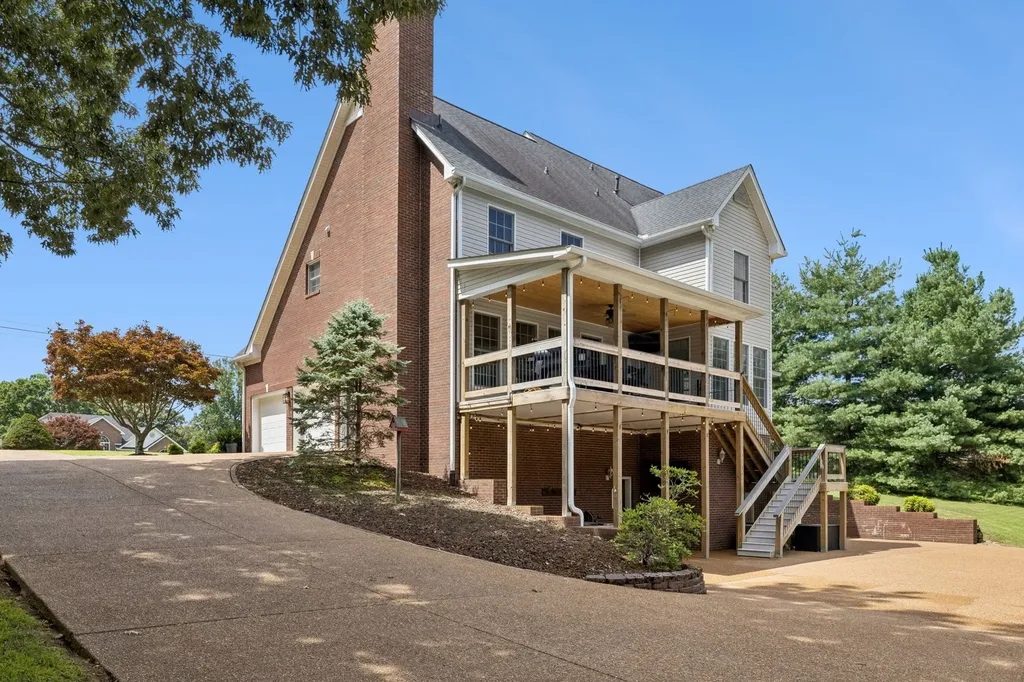 5008 Highpoint Road Pleasant View TN 37146