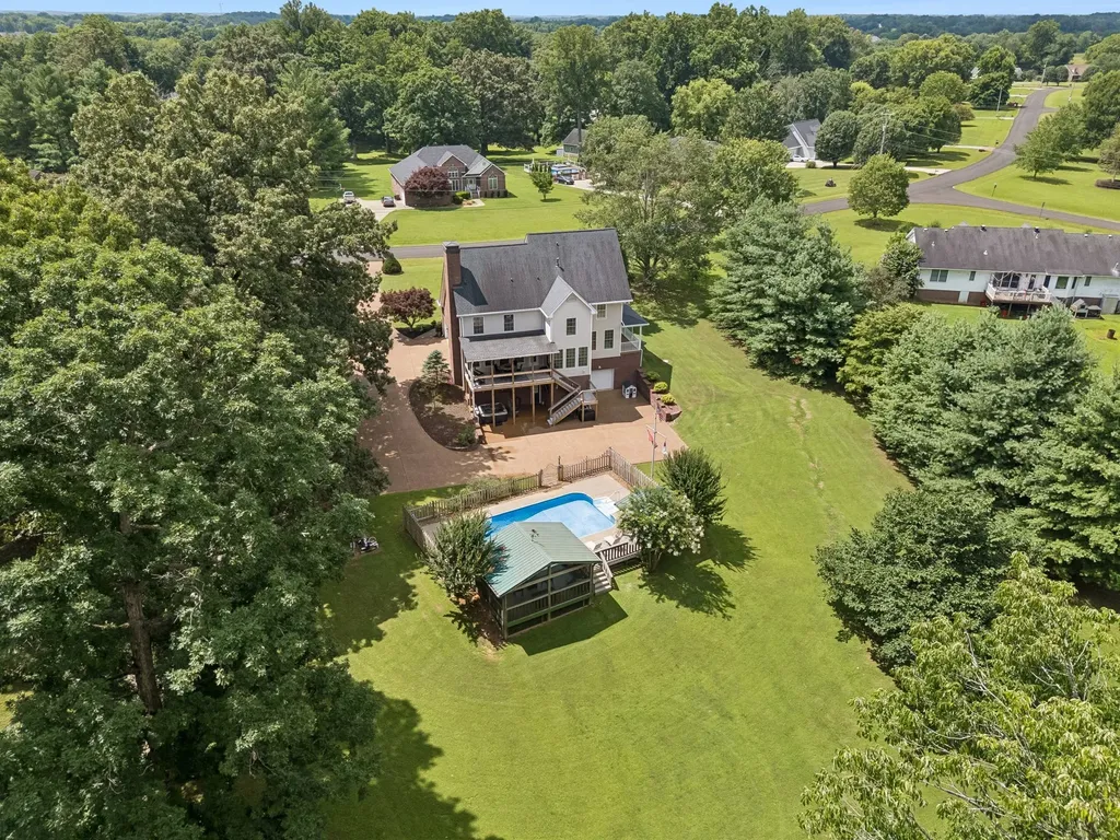 5008 Highpoint Road Pleasant View TN 37146