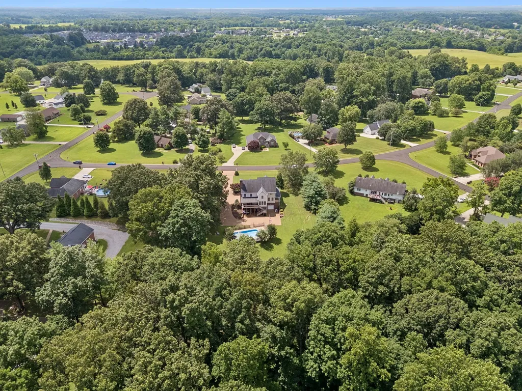 5008 Highpoint Road Pleasant View TN 37146