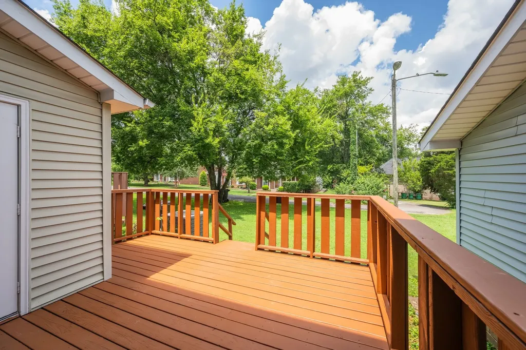 1502 Lewis Road Madison TN 37115