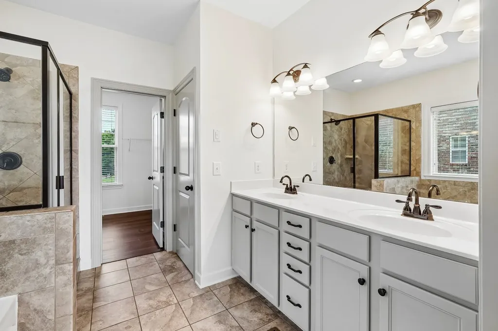 103 Houghland Street Gallatin TN 37066