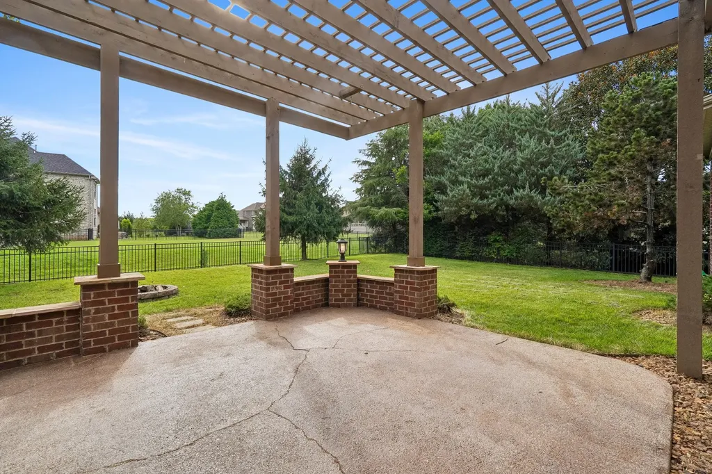 103 Houghland Street Gallatin TN 37066