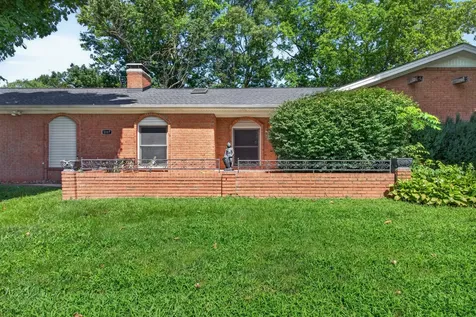 1117 Black Oak Lane Hopkinsville KY 42240