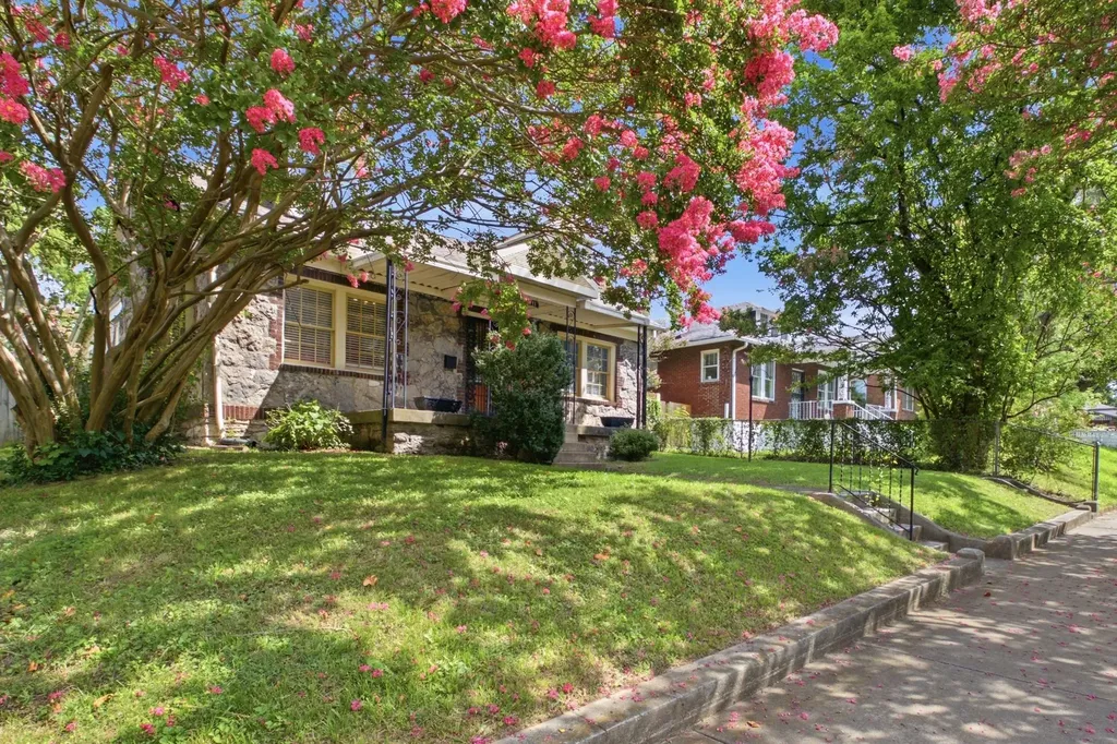 711 Shelby Avenue Nashville TN 37206
