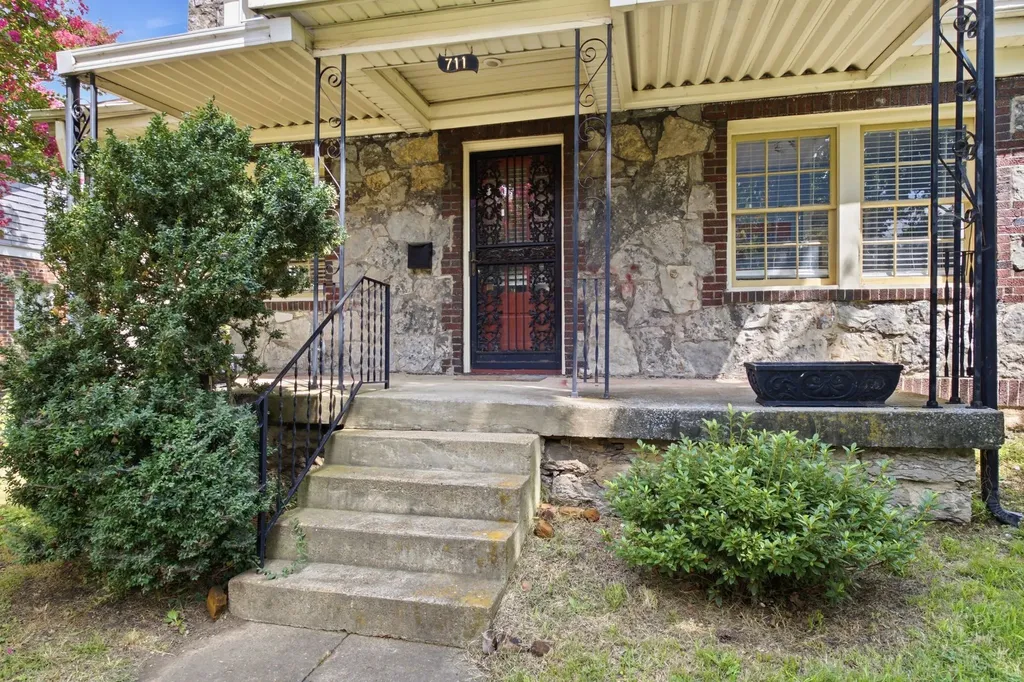 711 Shelby Avenue Nashville TN 37206