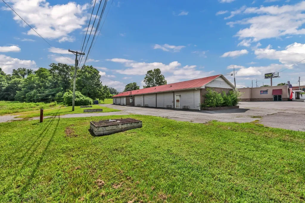 3025 Fort Campbell Boulevard Clarksville TN 37042