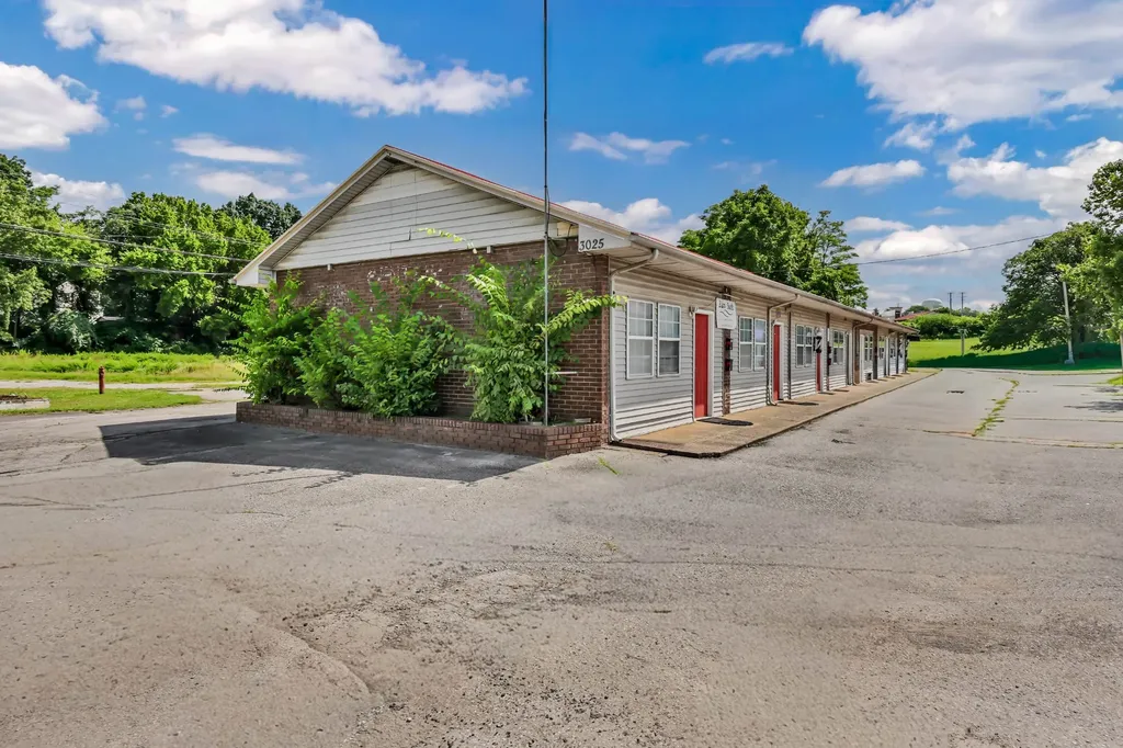3025 Fort Campbell Boulevard Clarksville TN 37042