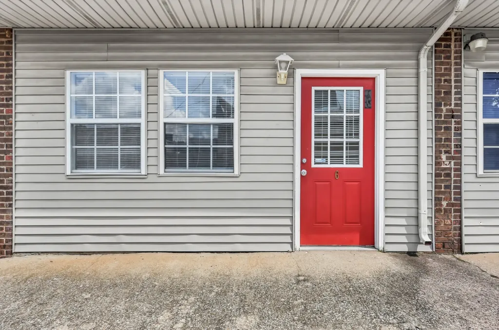3025 Fort Campbell Boulevard Clarksville TN 37042