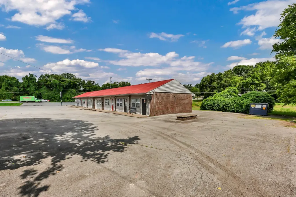 3025 Fort Campbell Boulevard Clarksville TN 37042
