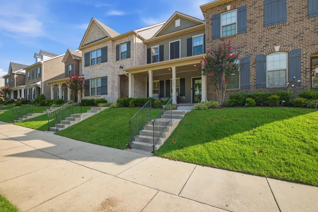 257 Claremont Court Gallatin TN 37066