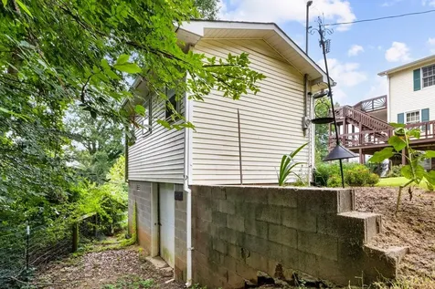 96 Quail Lane Camden TN 38320