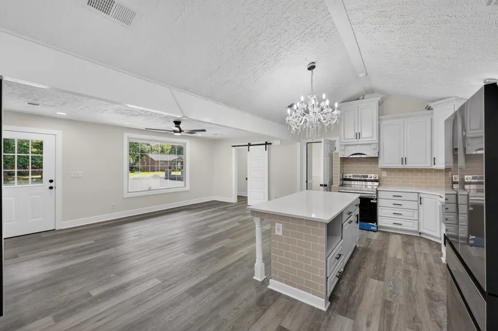 8716 Diane Street Murfreesboro TN 37129
