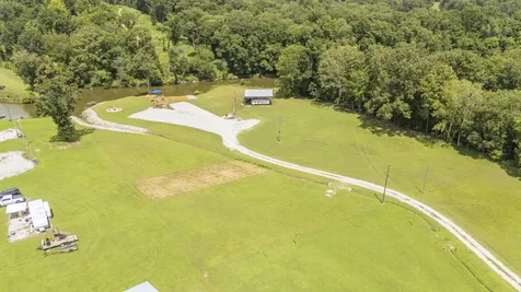 356 Jett Drive Clifton TN 38425