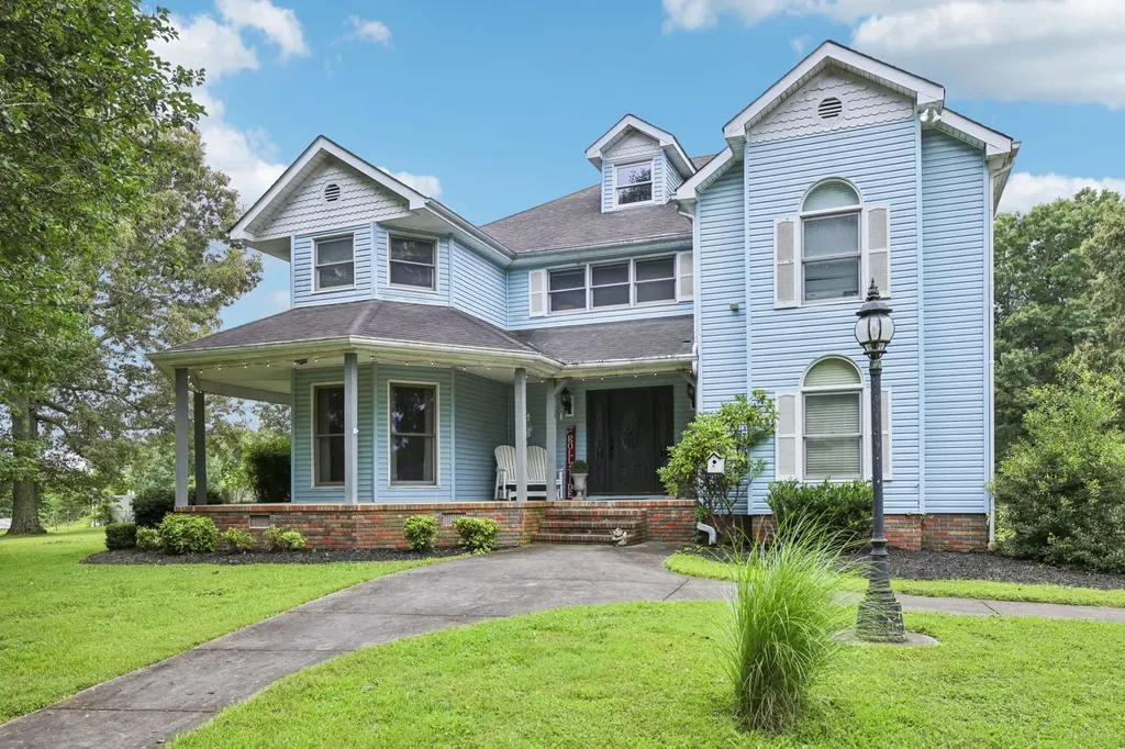 5455 Smithville Highway Mcminnville TN 37110