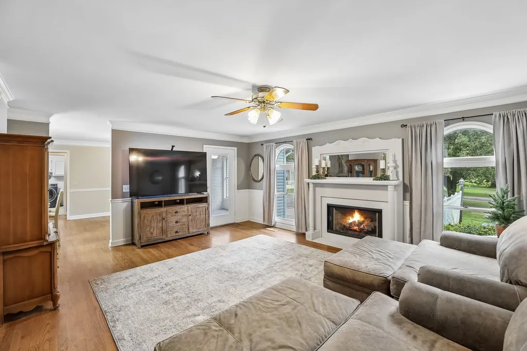 5455 Smithville Highway Mcminnville TN 37110