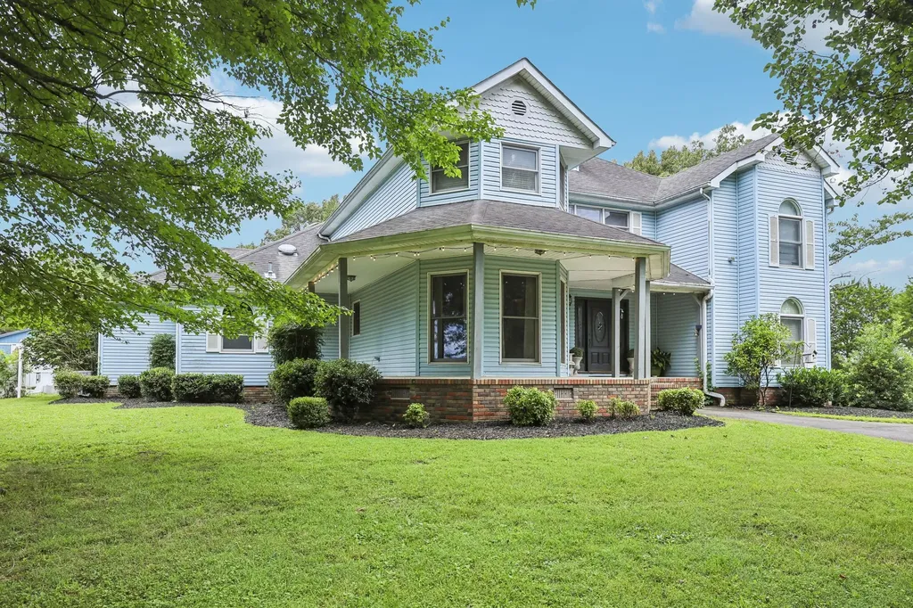 5455 Smithville Highway Mcminnville TN 37110