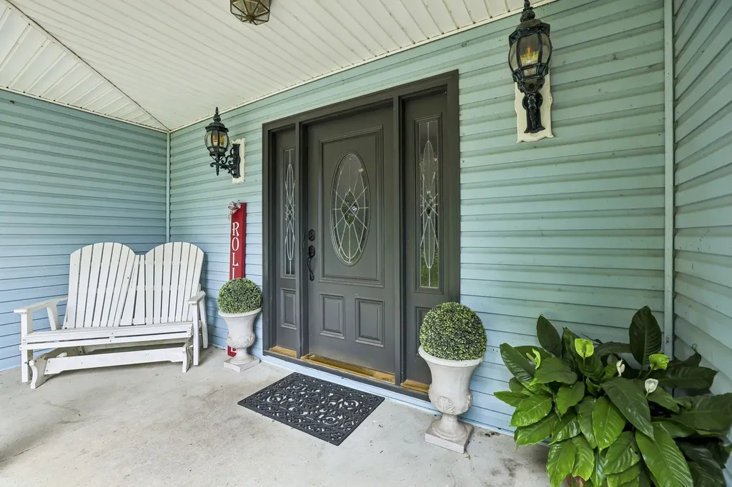 5455 Smithville Highway Mcminnville TN 37110