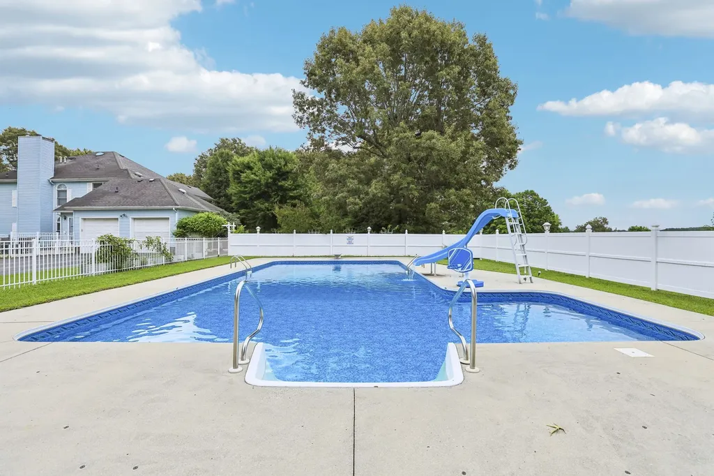 5455 Smithville Highway Mcminnville TN 37110