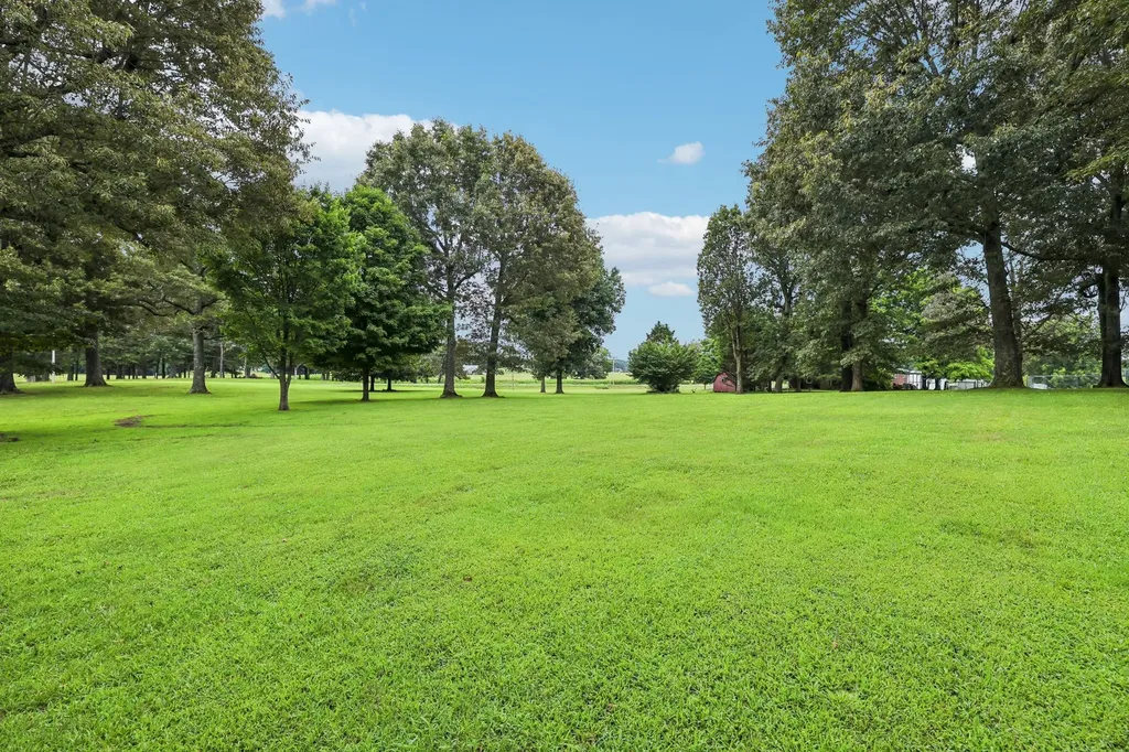 5455 Smithville Highway Mcminnville TN 37110