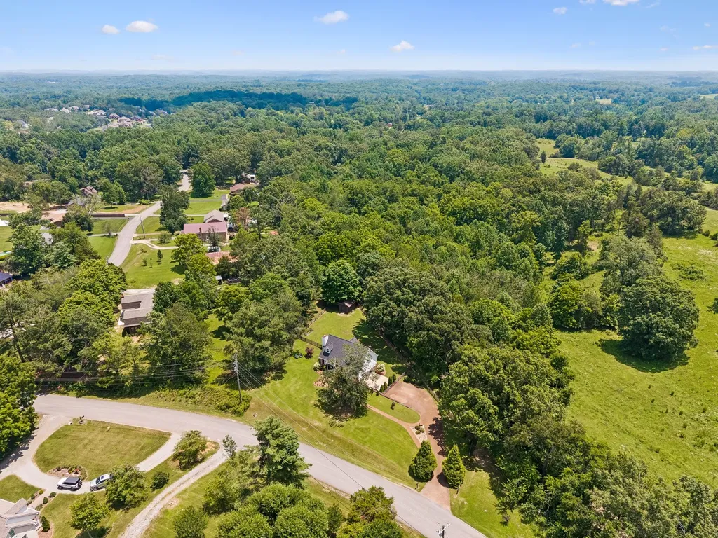 7211 Grammar Drive Fairview TN 37062