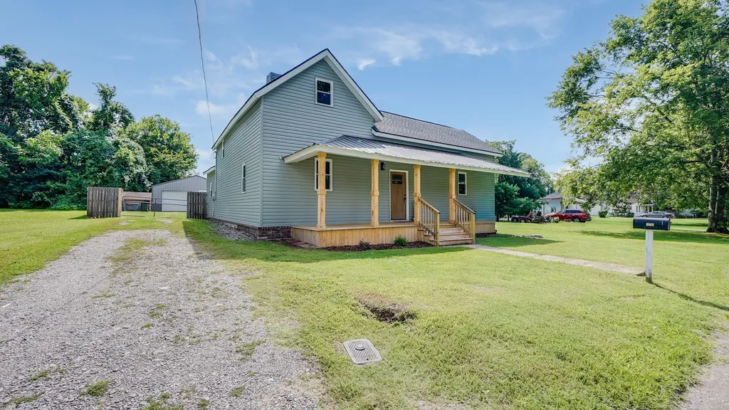 423 Anderson Street Gallatin TN 37066