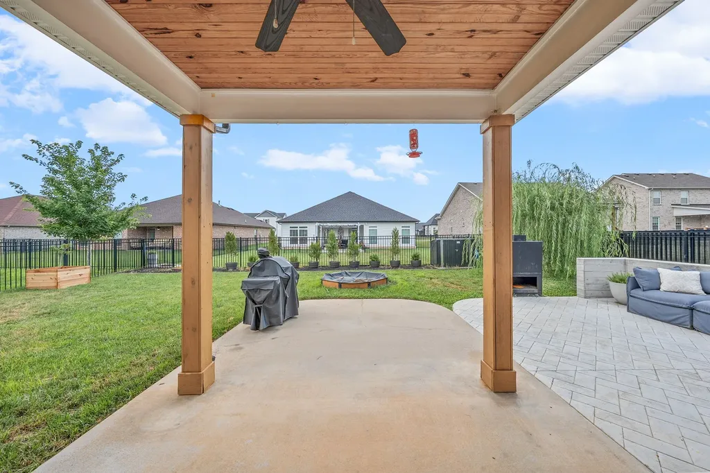 529 Dexter Drive Clarksville TN 37043