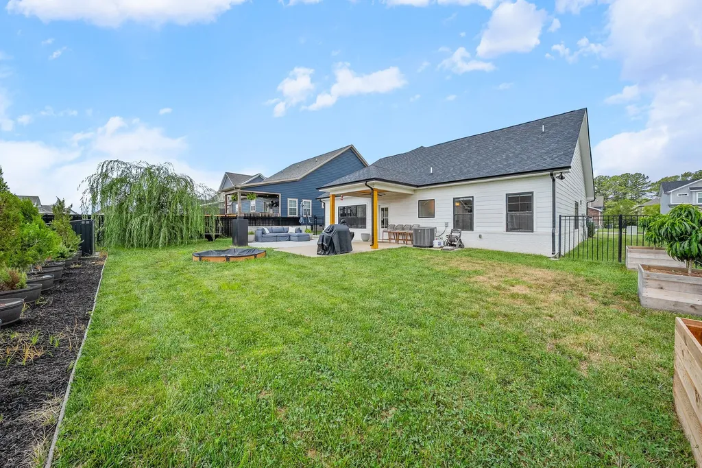 529 Dexter Drive Clarksville TN 37043