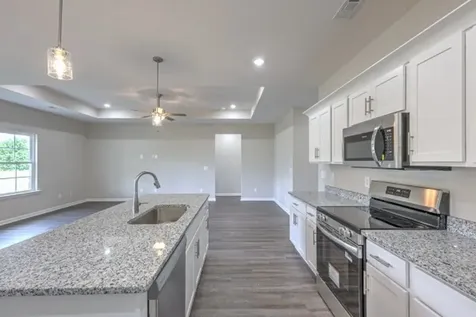 21 Bartow Street Decherd TN 37324