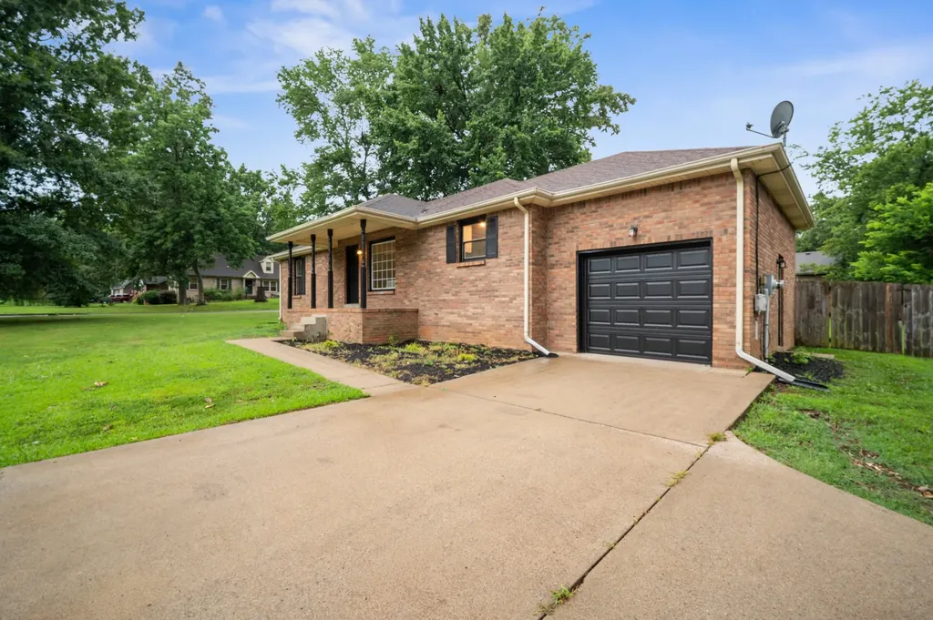 1200 Peachers Mill Road Clarksville TN 37042