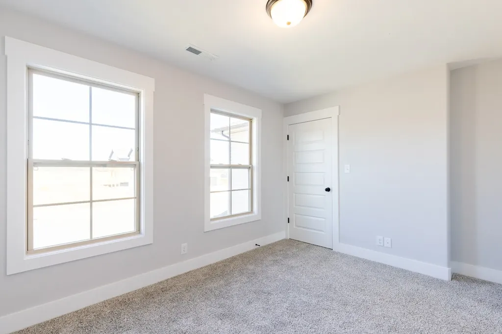 1076 Cherry Blossom Lane Clarksville TN 37040