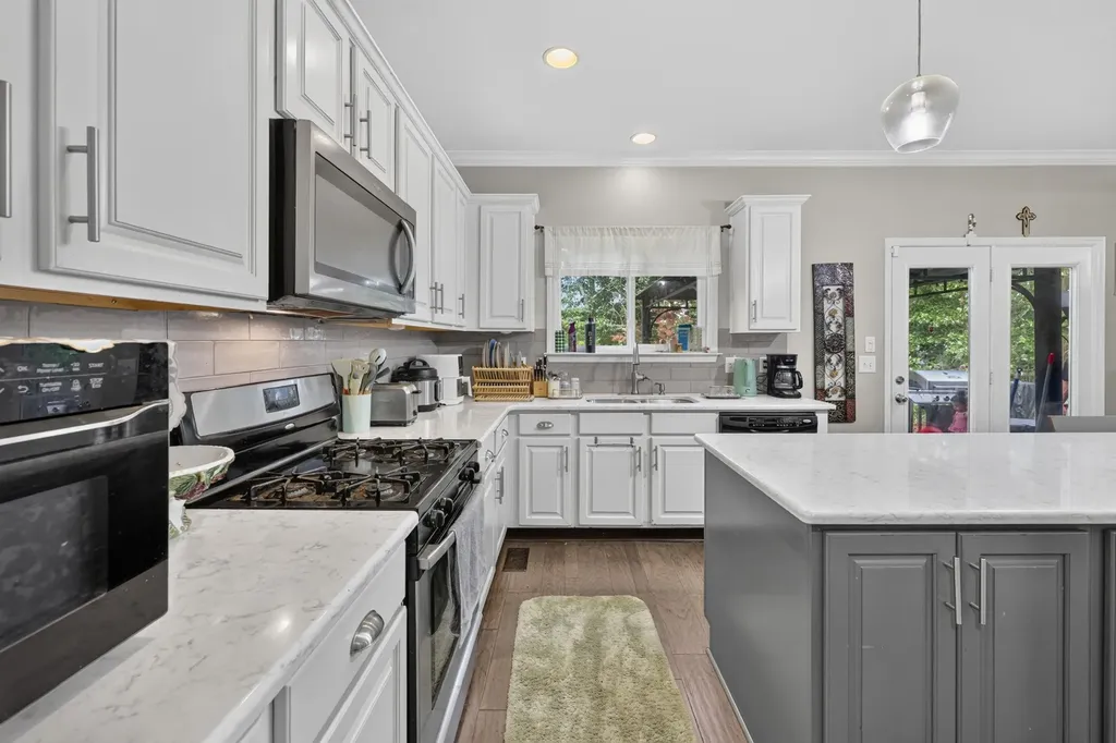 714 Crestmark Drive Mount Juliet TN 37122
