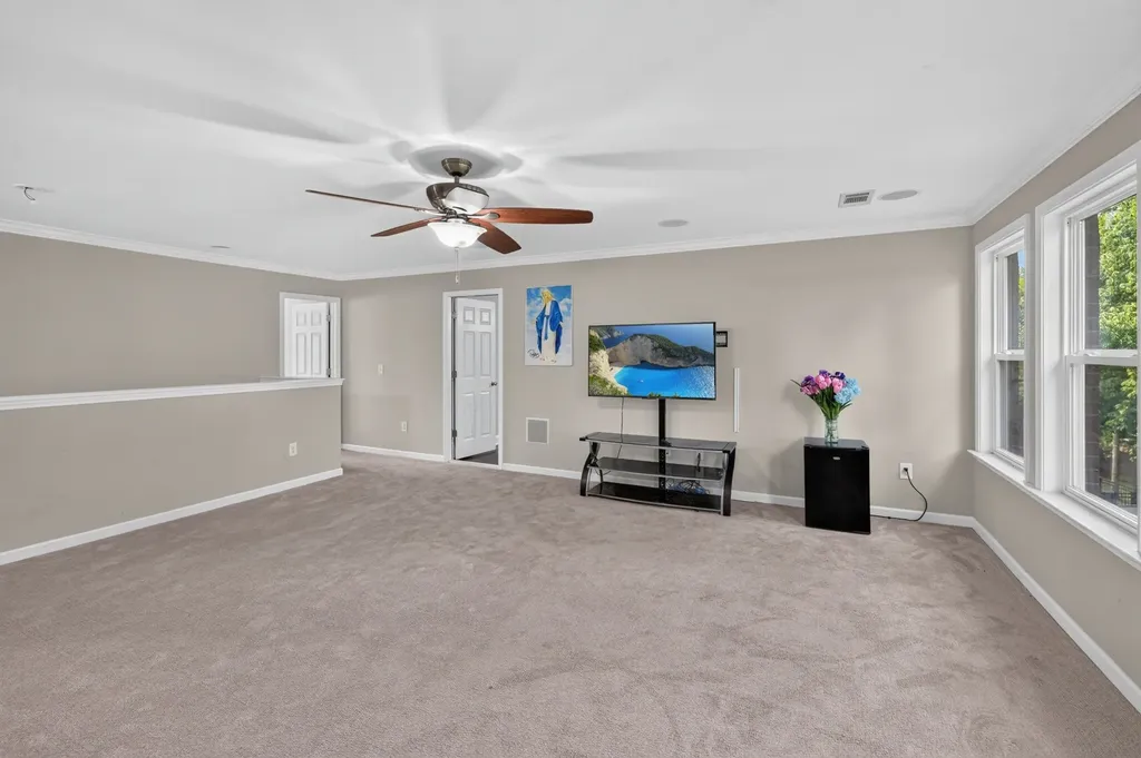 714 Crestmark Drive Mount Juliet TN 37122