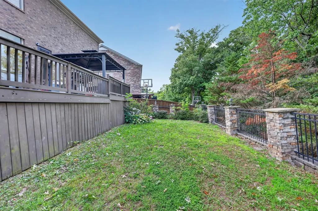 714 Crestmark Drive Mount Juliet TN 37122