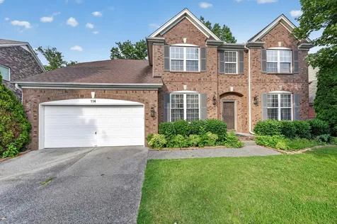 714 Crestmark Drive Mount Juliet TN 37122