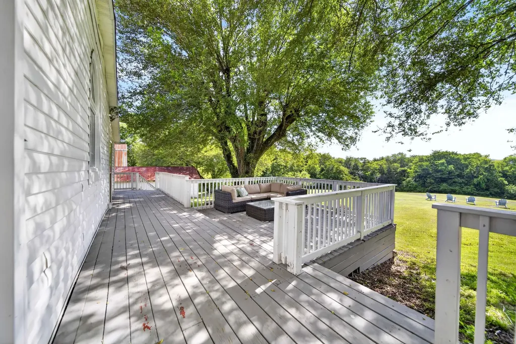 3798 Mccandless Road Columbia TN 38401
