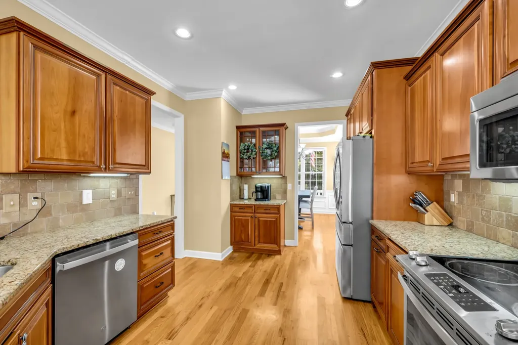 109 Hillside Drive Dickson TN 37055