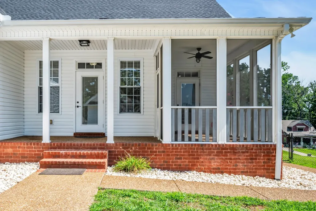 109 Hillside Drive Dickson TN 37055