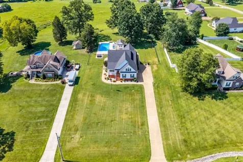 109 Hillside Drive Dickson TN 37055